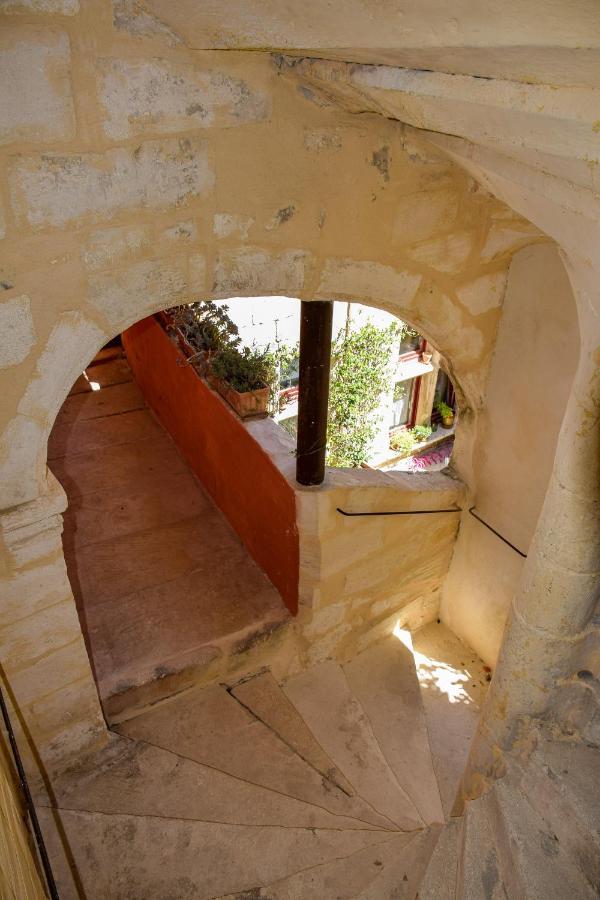 La Villages Chambres D'Hotes Vallabregues Luaran gambar