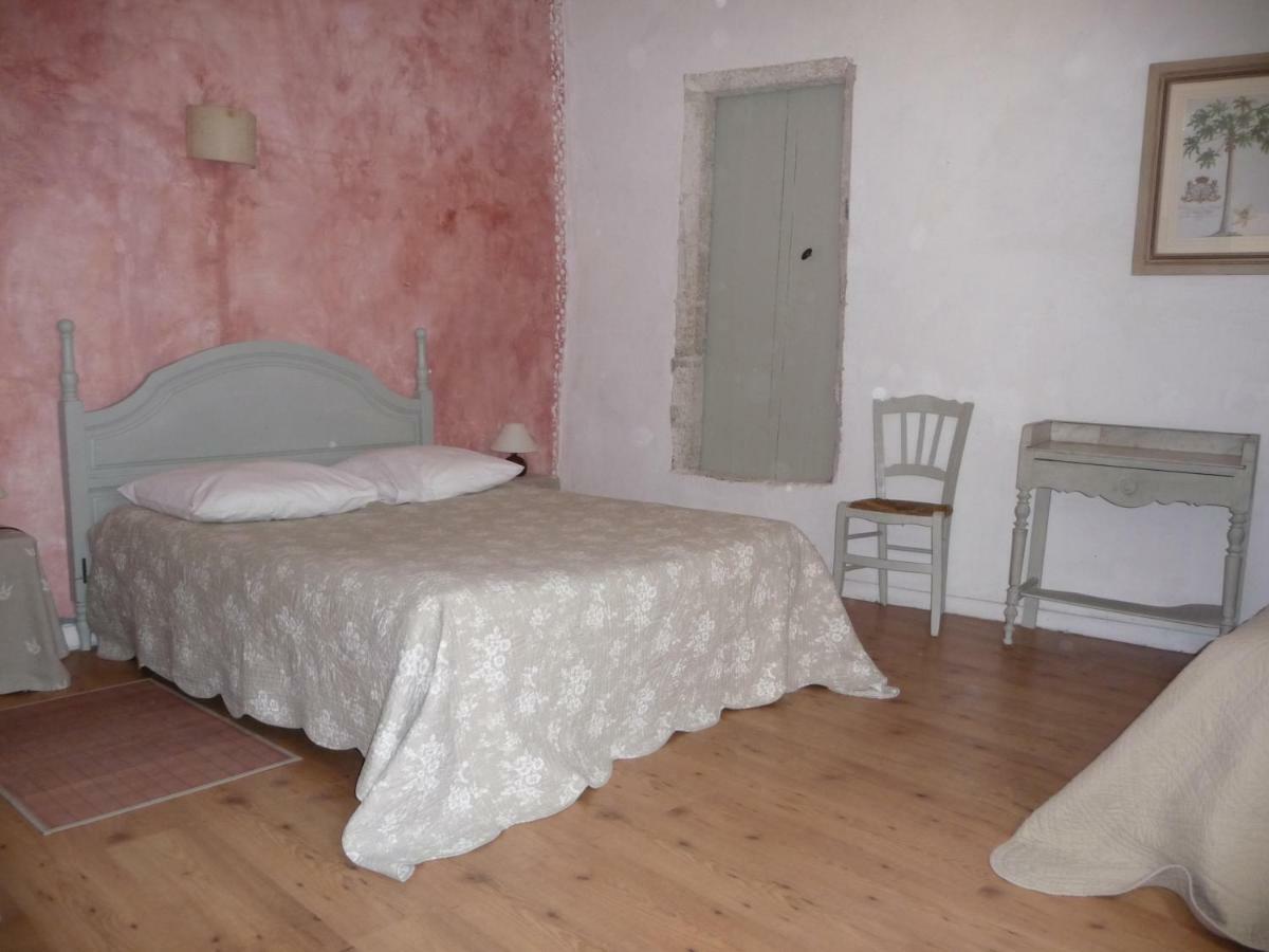 La Villages Chambres D'Hotes Vallabregues Luaran gambar